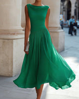 Vireen - plissiertes Midikleid in Grün