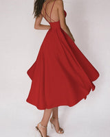 Rosebud | Kleid mit V-Ausschnitt und Trägern in Rot