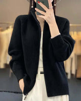 Julia | Damen Klassische Strickjacke mit Langarm in Schwarz
