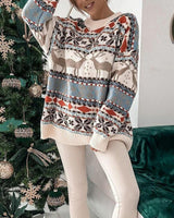 Carolin | Damen-Weihnachtspullover mit Rentiermuster in Beige