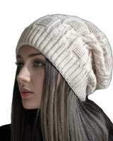 Lässige Damen Winter Beanie - Nina in Weiß