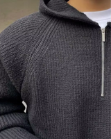 CAELAN – Der elegante strick-hoodie mit halbem zipper in Grau
