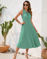 Elegantes Falten Halter Neck Kleid in Hellgrün