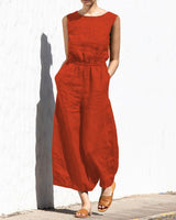 Gerader Jumpsuit mit Falten am Revers ohne Gürtel - Nora in Orangerot