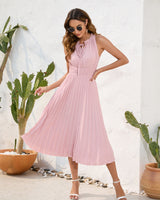 Elegantes Falten Halter Neck Kleid in Rosa
