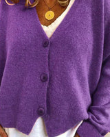 Birgit | Damen Freizeit-Strickjacke mit V-Ausschnitt und Knöpfen in Lila