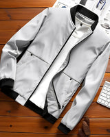 LOUKA - Die funktionale und elegante Übergangsjacke in Grau