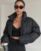 Isabella - Matt geschnittene Pufferjacke in Schwarz