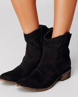 Claudia™ | zeitlose Stiefeletten in Schwarz