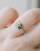 Natürlicher Peridot mit Zirkonring – Selene in Silber