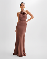 Jianna - Stilvolles Neckholder-Maxikleid in Braun