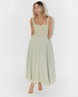 Yarabelle - Schickes Träger-Midi-Kleid in Grün