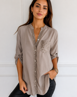 Chalise - Elegante Bluse mit Knöpfen in Khaki