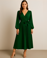 Naomi - Elegantes Kleid mit V-Ausschnitt und Raffungen in Grün