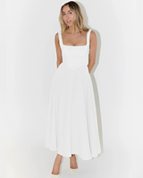 Fioren - Elegantes Midikleid mit Quadratischem Ausschnitt in Weiß