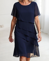 Juliette | Elegantes, fließendes Kleid mit Rüschen in Dunkelblau
