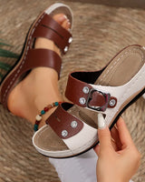 Evelen – Leder Keilabsatzsandalen Mit Strasssteinen in Braun