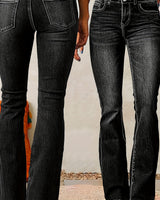 Evarra - Ausgestellte High-Waist-Jeans aus weichem Stretch in Schwarz