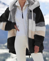 AZALEA - Fleecejacke mit Kapuze in Schwarz