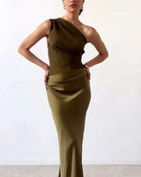 Gerda | Damen Ein-Schulter Maxikleid Falten – One-Shoulder Maxi Plissee 2026 in Dunkelgrün