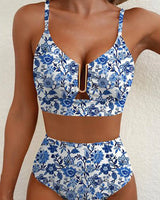 Clara | Zweiteiliger Bikini mit U-Bügel und Cut-Out in Blaues Blumenmuster