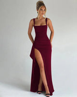 Aria | Elegantes Slip-Maxikleid mit offenem Rücken in Bordeaux