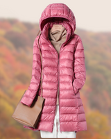Leonie | Damen Glänzende Lange Steppjacke mit Kapuze in Rosa