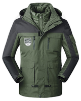 ESSENTIAL GESTEPPTE DOPPELJACKE - VEIL in Grün