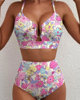 Clara | Zweiteiliger Bikini mit U-Bügel und Cut-Out in Rosa Blumenmuster