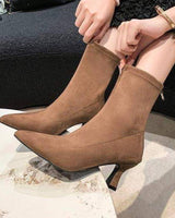 Sanduni - Leder Stiefelette Mit Mittlerem Absatz in Khaki-Wildleder