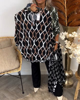 NORA | Figurschmeichelnde Bluse mit elegantem Muster in Braun