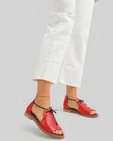 Helgard – Flache Sandalen Zum Schnüren in Rot