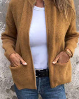 Tanja – Strickjacke für den eleganten Winter in Braun