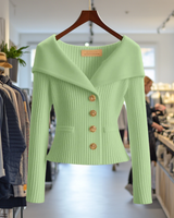 KARLA I LUXURIÖSE STRICKJACKE in Grün
