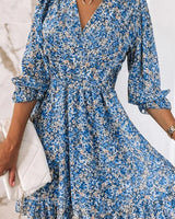 June | Schönes Kleid in Blau