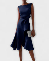 Sheila - Stilvolles Damen-Midikleid mit Rüschendetails in Marineblau