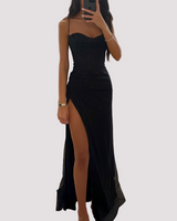 Bonnie - Elegantes Maxikleid mit Schlitz in Schwarz