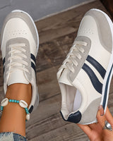 Eirene - Freizeit-Sneaker zum Schnüren in Beige