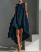 Alyna – Ärmelloses Midikleid Mit Asymmetrischem Saum in Blau