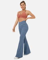 Stilvolle Bootcut-Jeans für Damen - Rosa in Hellblau