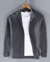 Nikolet | KnitZauber Strickjacke mit Reißverschluss in Dunkelgrau