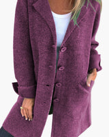 Karin | Damen Stylischer Button-Front Mantel im Relaxed Fit in Lila