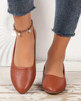 Fiora | Schuhe mit spitzer Zehe, die alle zusammenpassen in Hellbraun