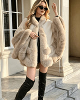 Toriann - Winter Strick Jacke Mit Kapuze Pelzfutter Und Offener Vorderseite in Beige