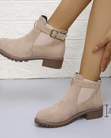 Fakina – Stiefeletten Mit Zierschnalle in Rosa