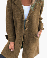 Karin | Damen Stylischer Button-Front Mantel im Relaxed Fit in Braun