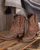Emma | Damen Stilvolle Cowboy-Stiefel mit Western-Stickerei in Braun