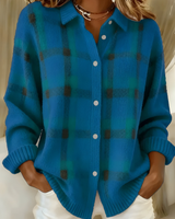 Anna – Weiche Strickjacke mit Karomuster in Blau