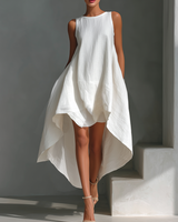 Alyna – Ärmelloses Midikleid Mit Asymmetrischem Saum in Weiß