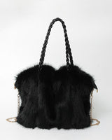 CHARLOTTE | Elegante Schultertasche aus weichem Plüsch in Schwarz